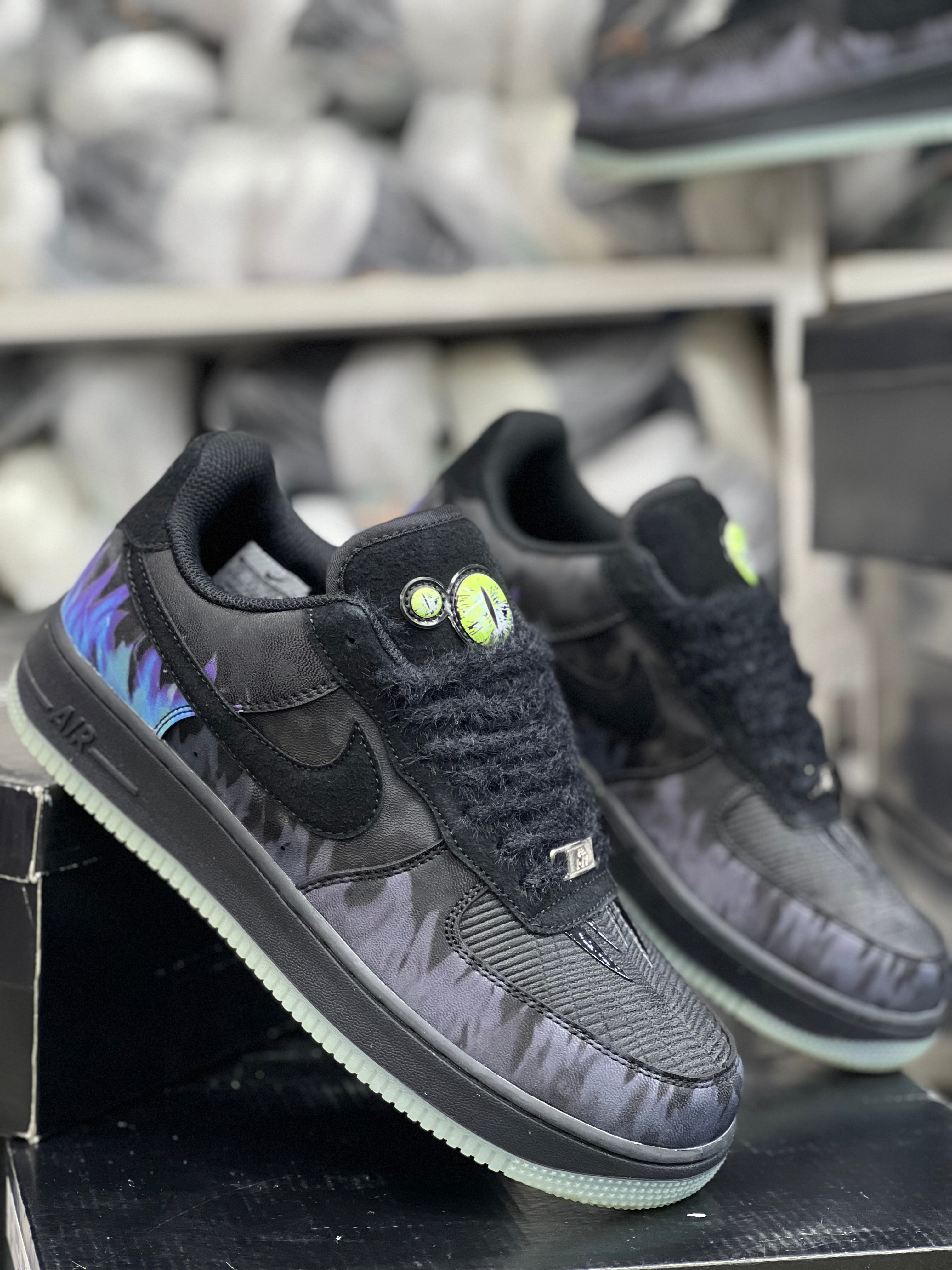 Nike Airforce 1 Low Sneaker - Alien Invasion