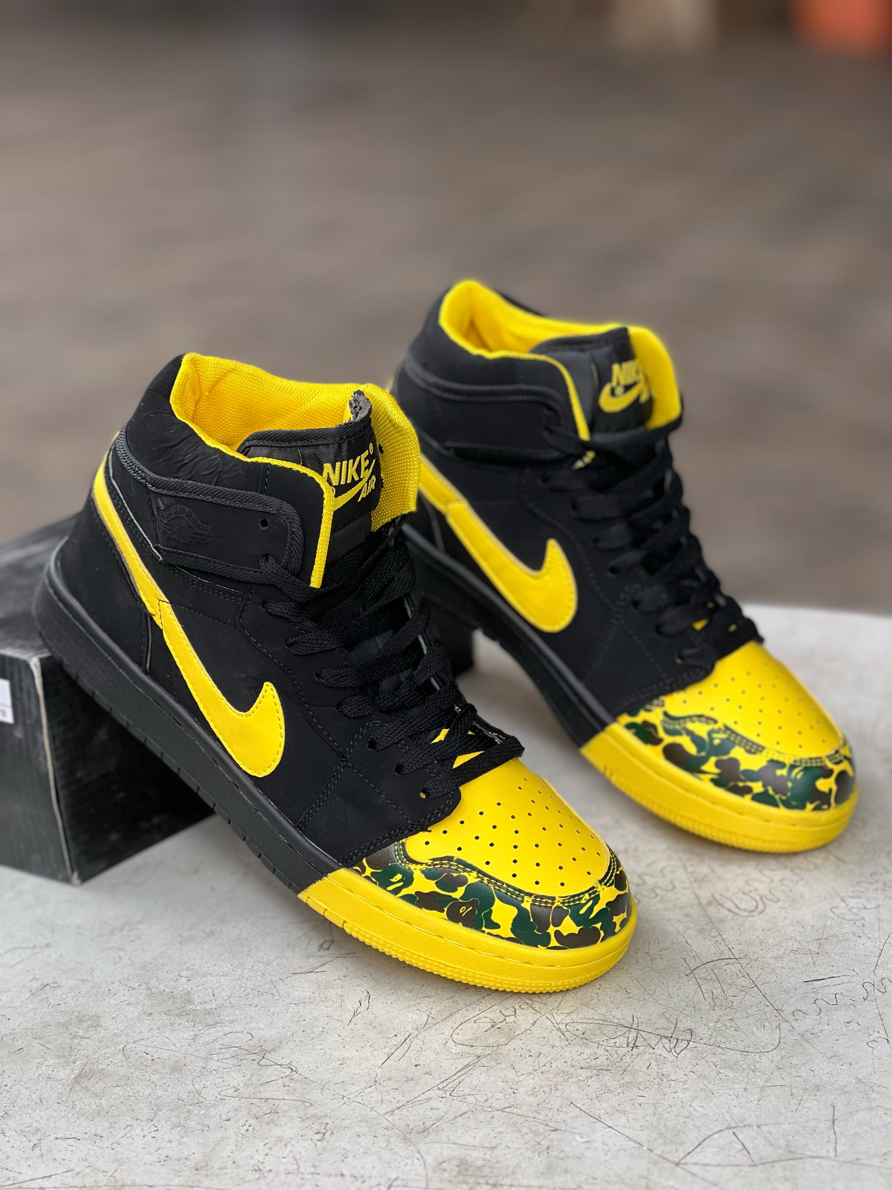 Nike Air Jordan 1 Sneakers (Black/Yellow)