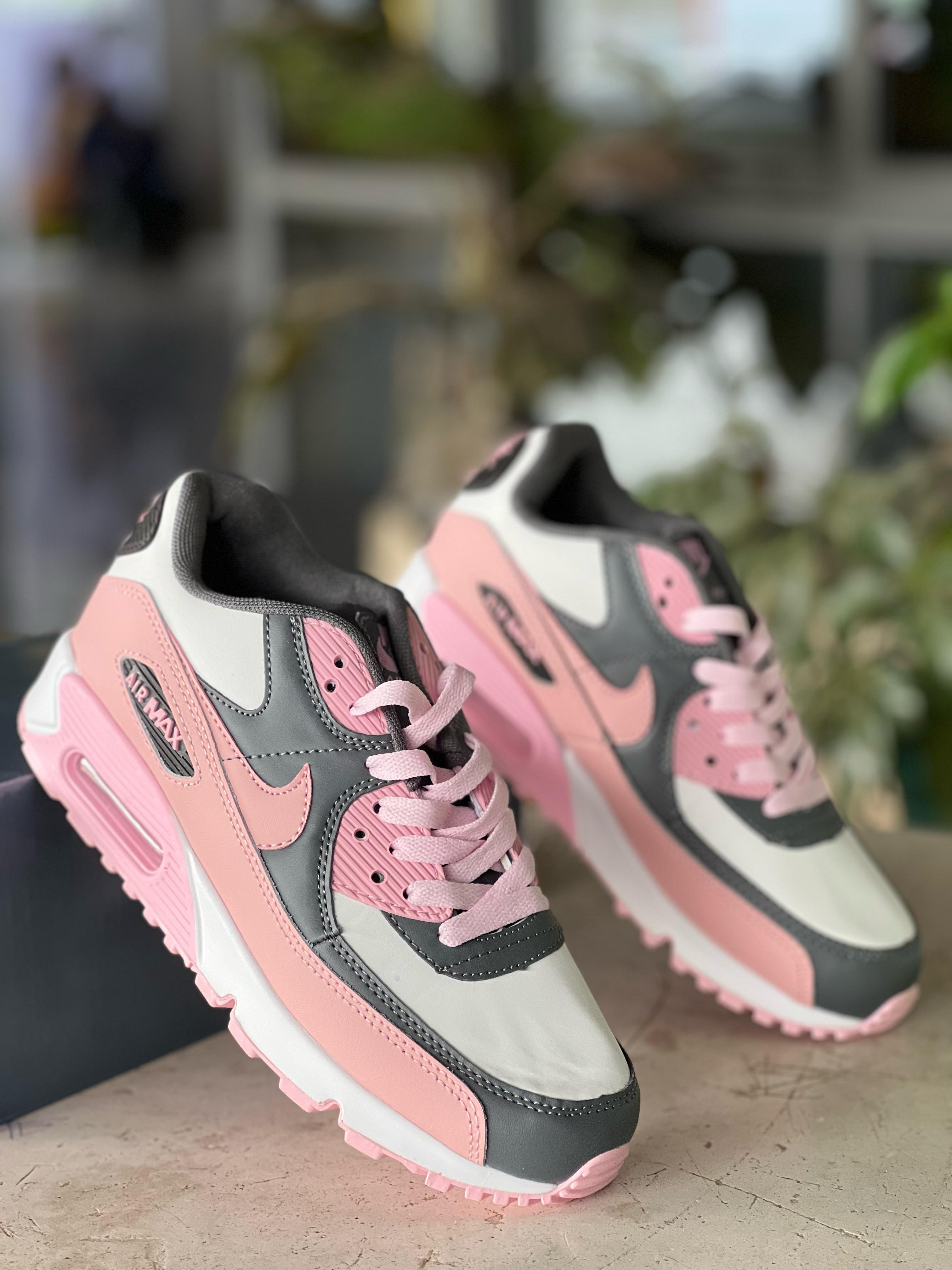 Nike Air Max 90 Sneakers (Pink/Grey/White)