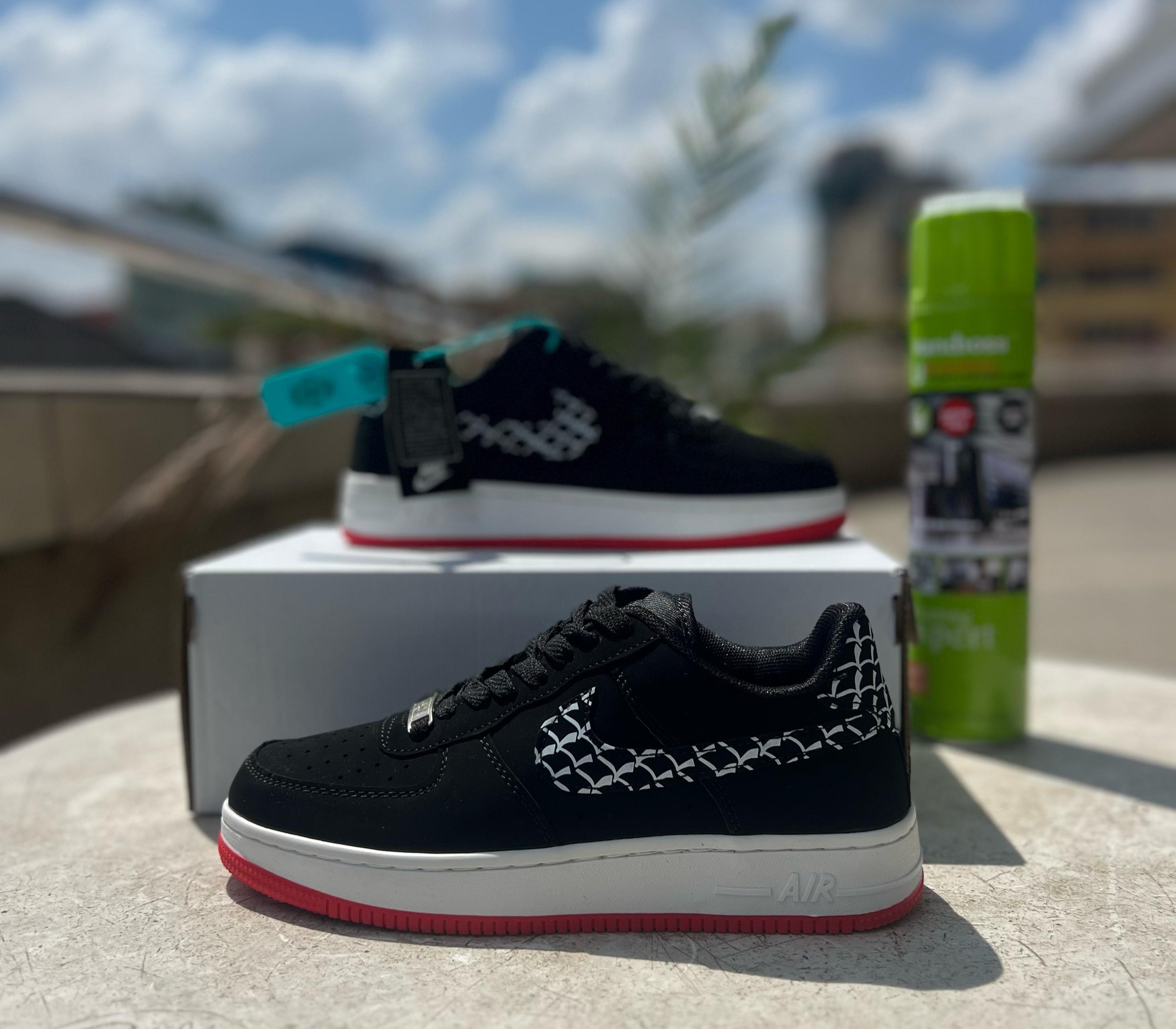 Nike Air Force 1 Low - Black/White