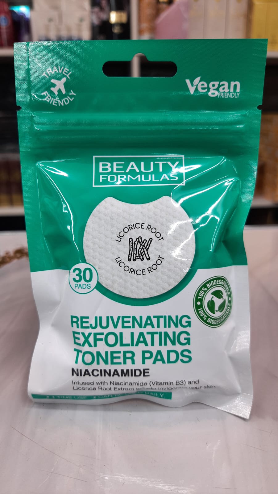 Beauty Formulas Niacinamide Rejuvenating Exfoliating Toner Pads