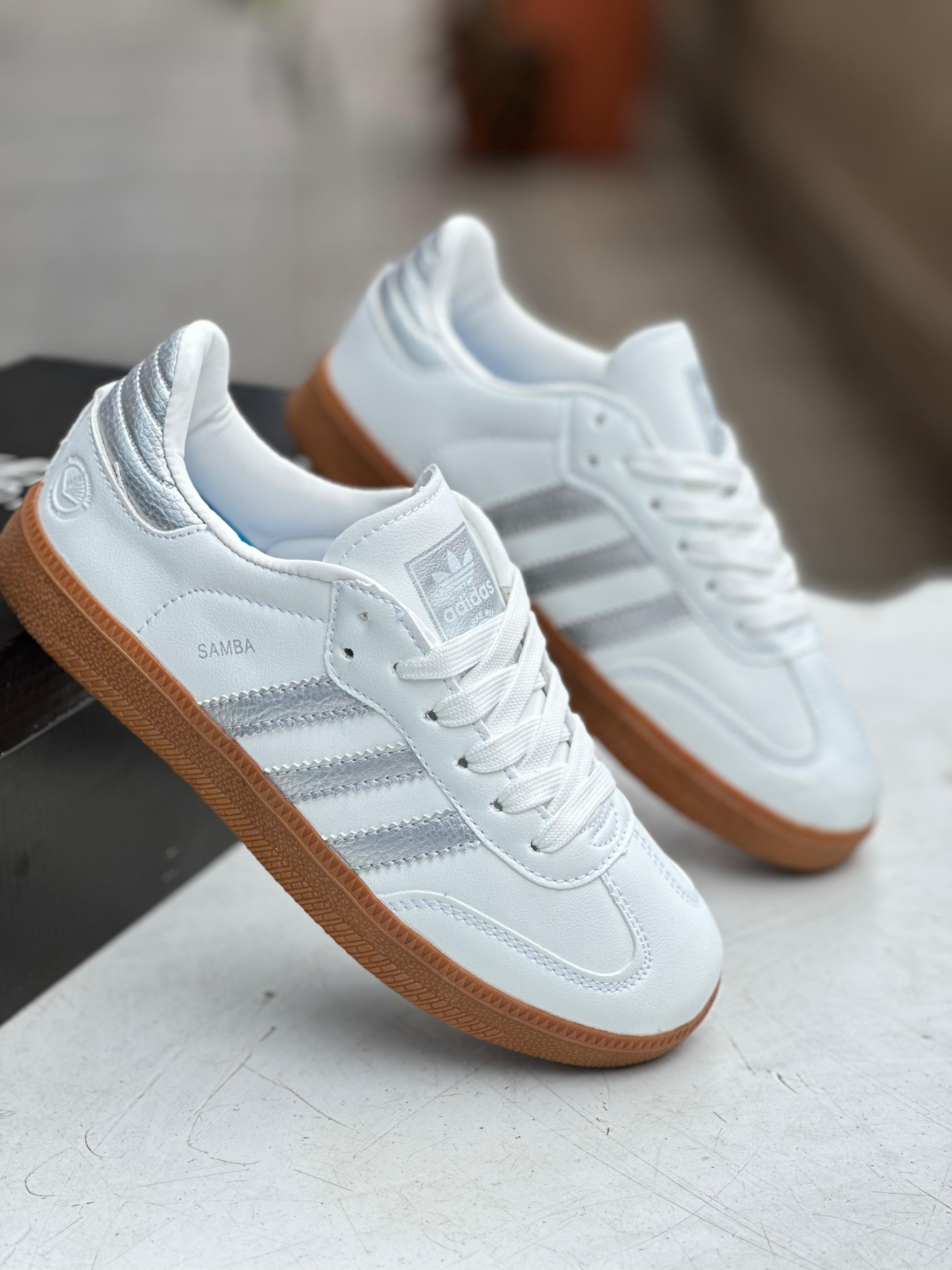 Adidas Samba OG – White & Silver