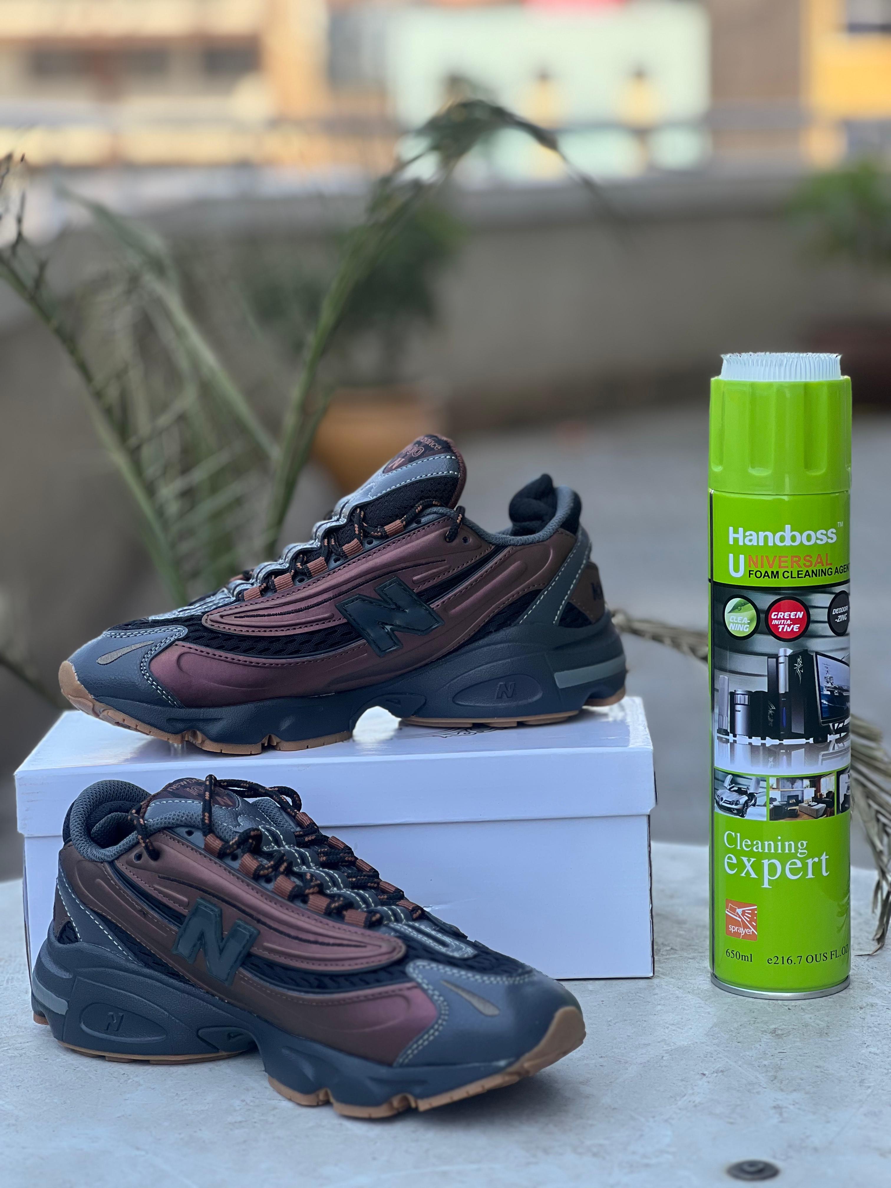 New Balance 1000 – Brown/Black