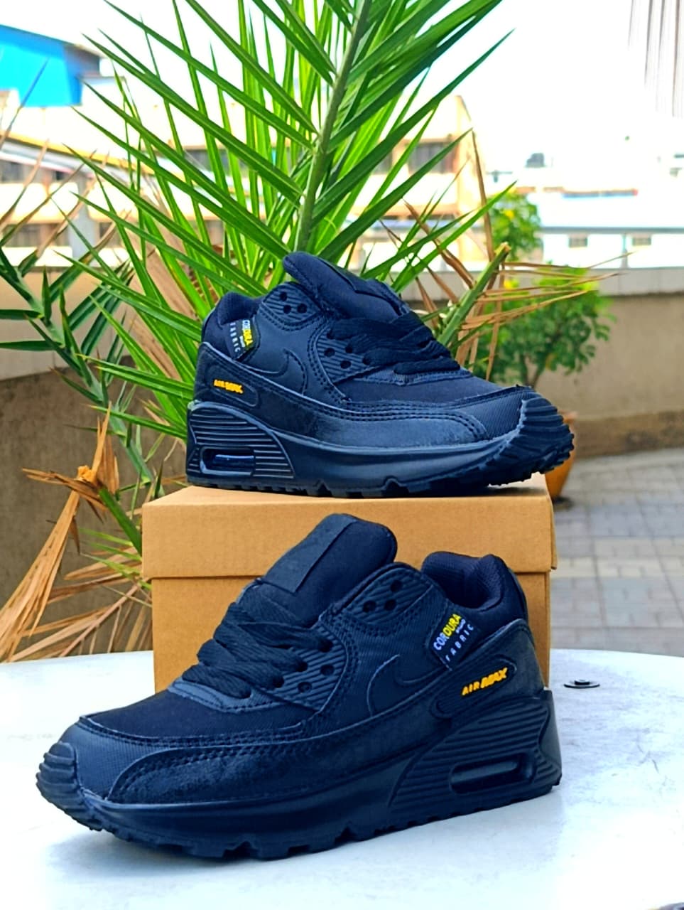 Kids Air-max all black coldura sneakers