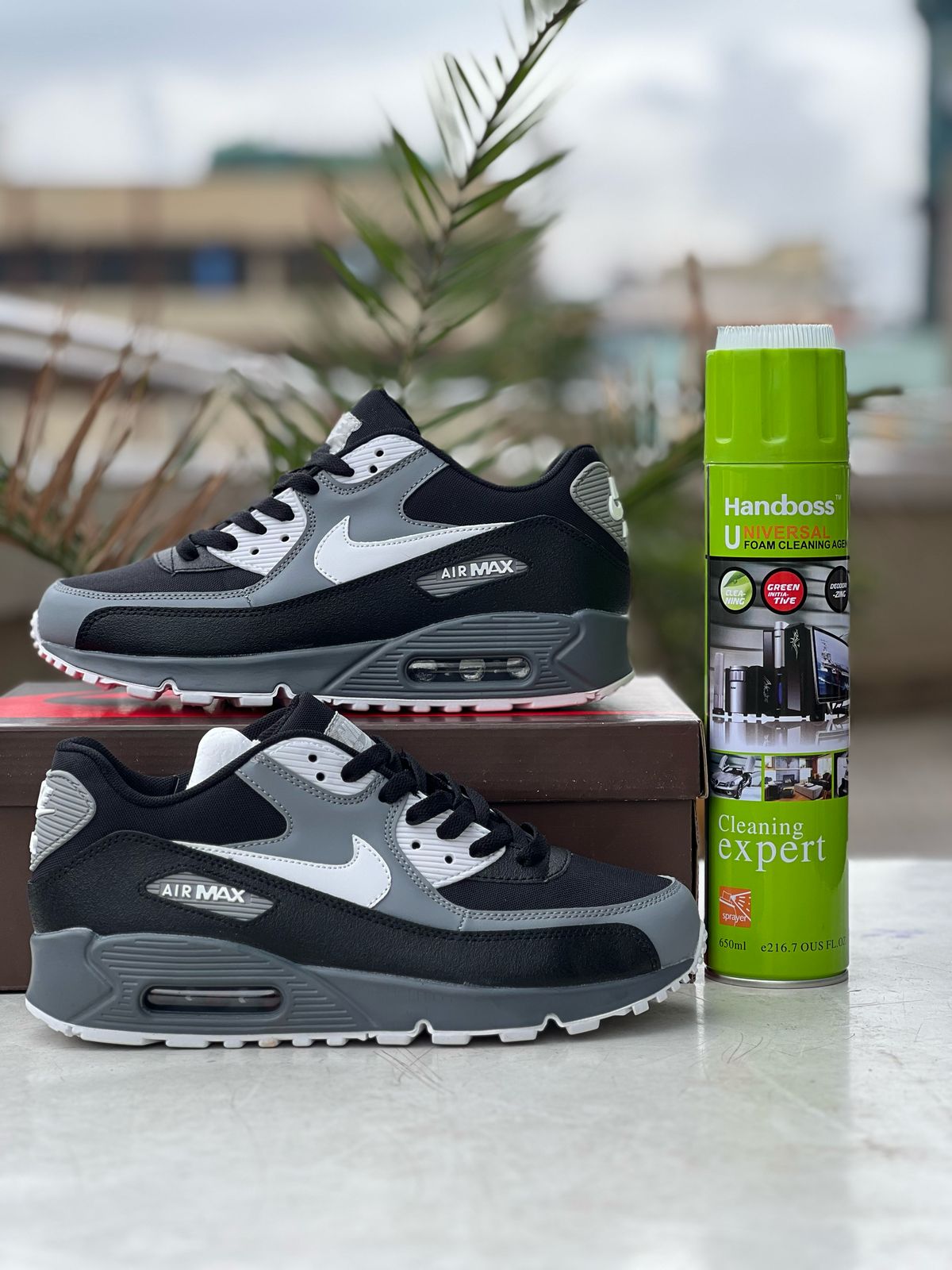 Nike Air Max 90: Black White