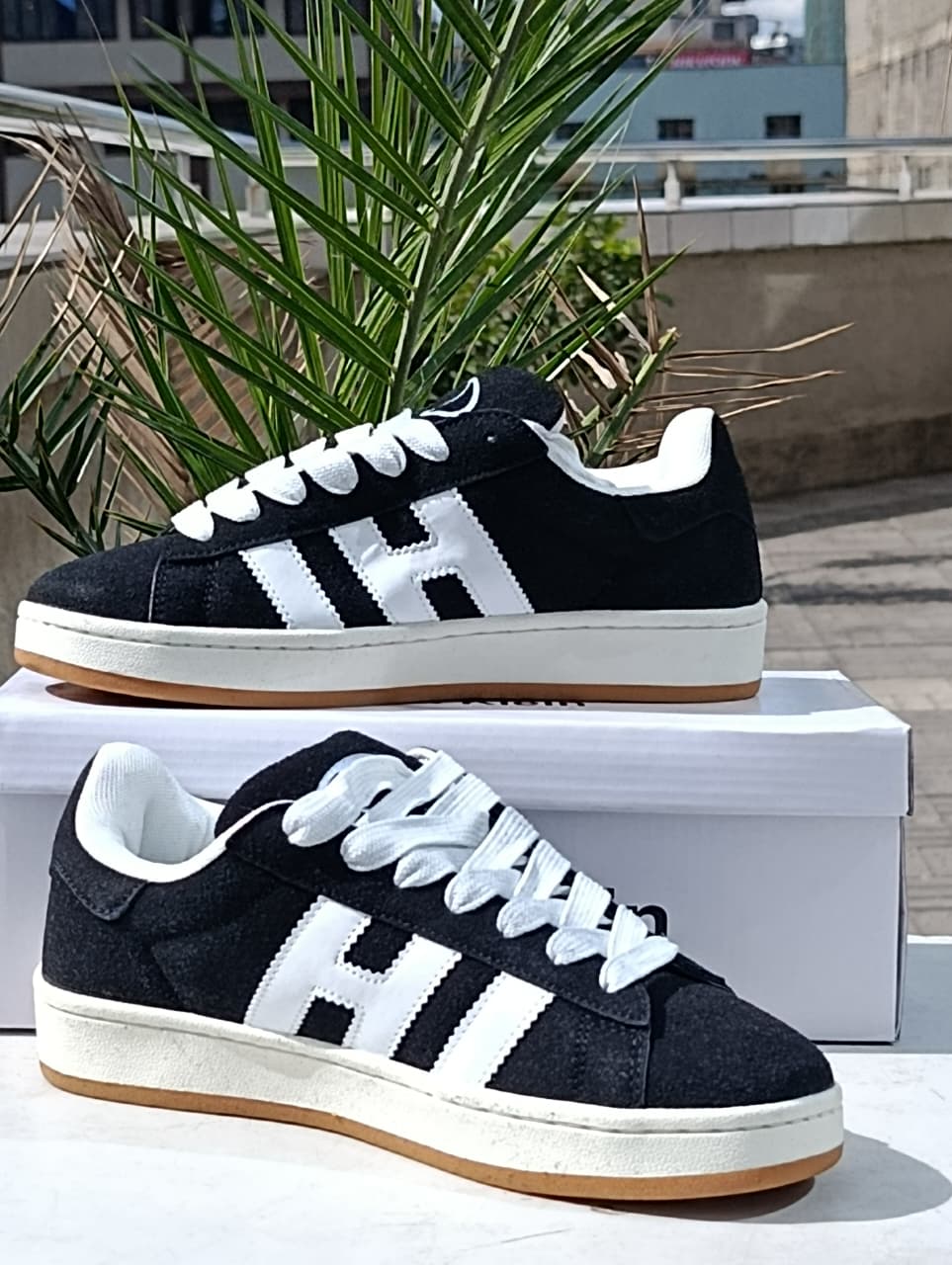 Adidas campus Hi- Grey Sneakers