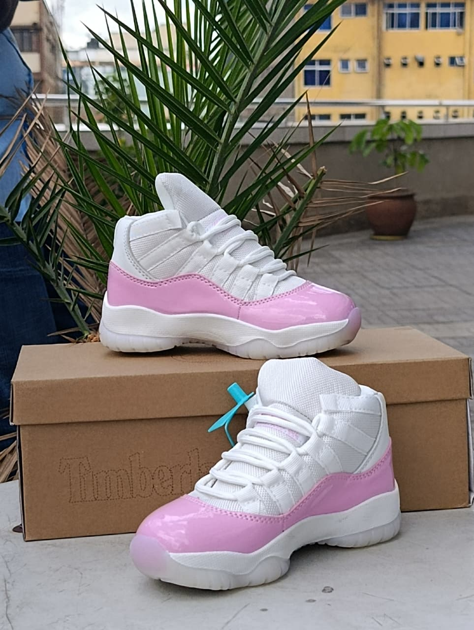 jordan 11 all pink