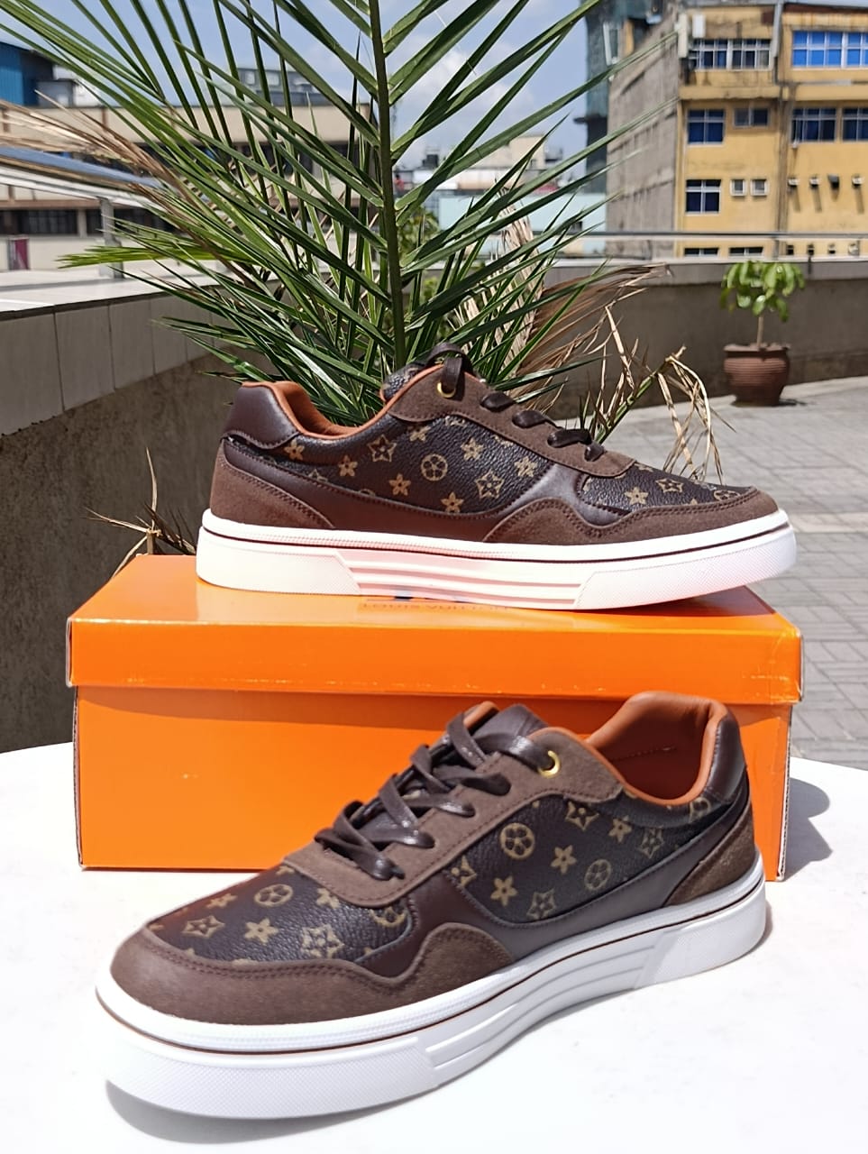 Louis Vuitton Low-Top Dark Brown Monogrammed Casual Sneakers